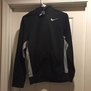 Nike men’s small therma fit hoodie